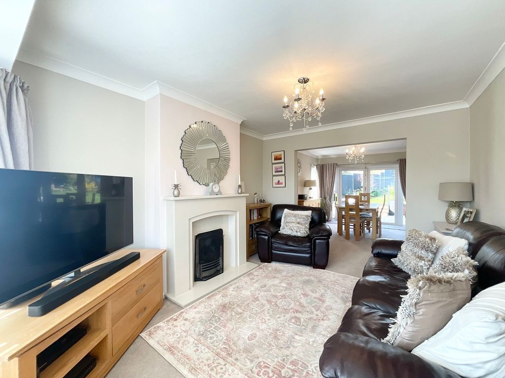 Property photo 3 of 24