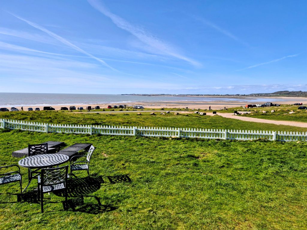 Property photo 2 of 22