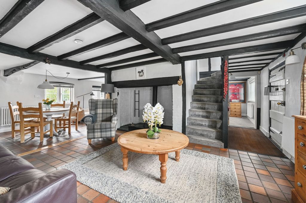 Property photo 3 of 20