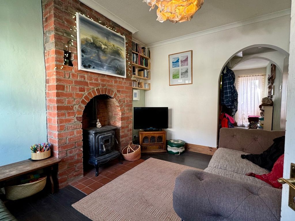 Property photo 2 of 18