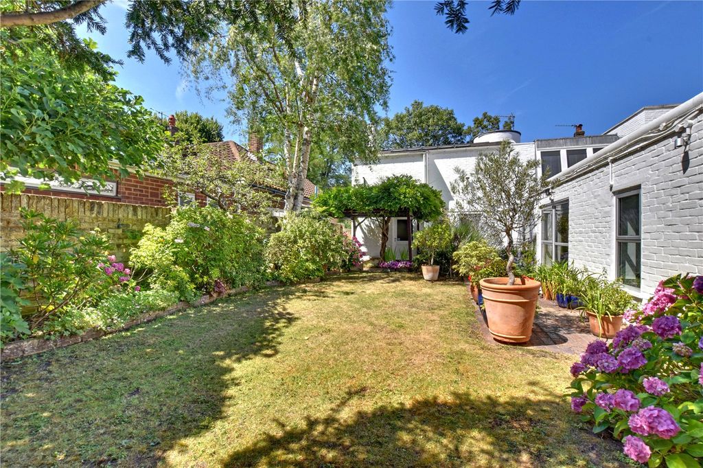 Property photo 3 of 32 Picture No. 48
