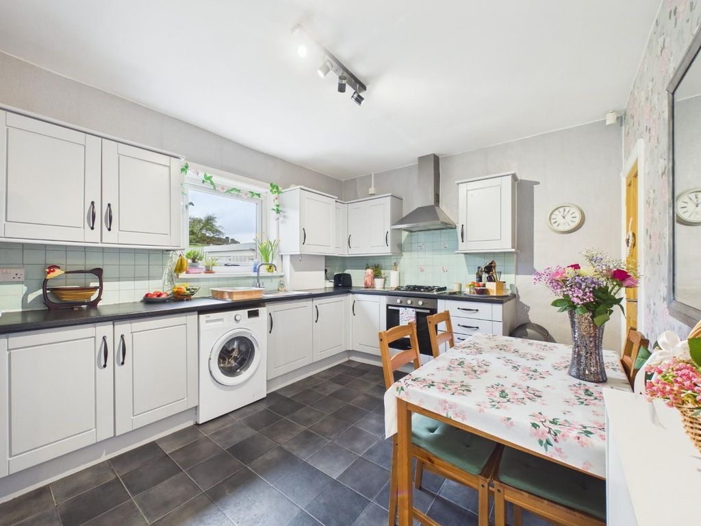 Property photo 3 of 12 Cam01268G0-Pr0445-Still001.Jpg