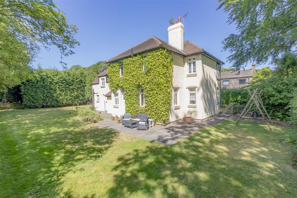Property photo 2 of 16 New External - 4.Jpg