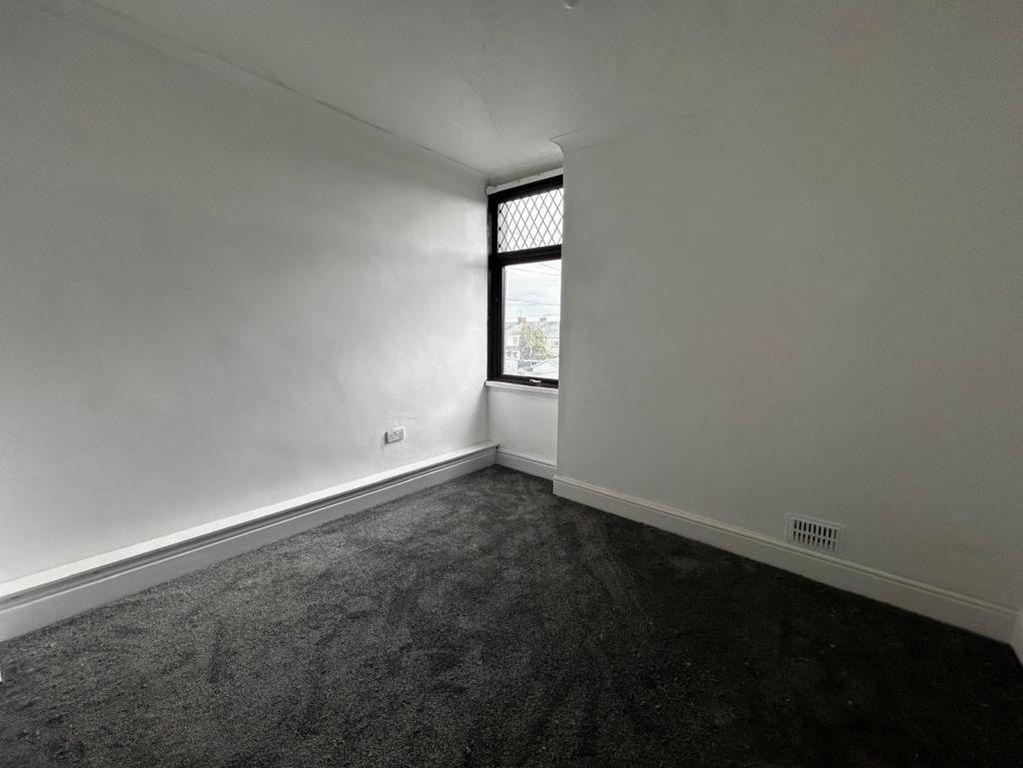 Additional image 8 of 3 bed terraced house to rentTrinity Road, Llanelli SA15