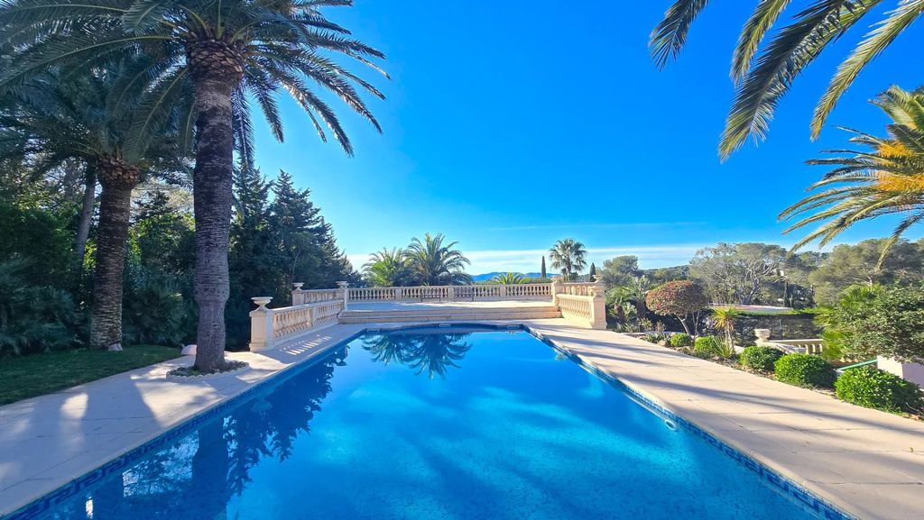 Property photo 3 of 22