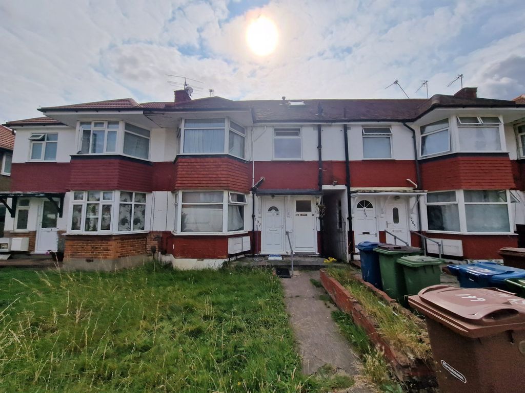 Property photo 1 of 14 2 Bed Flat