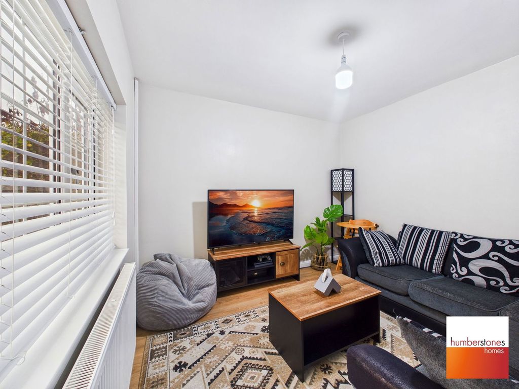 Property photo 3 of 18