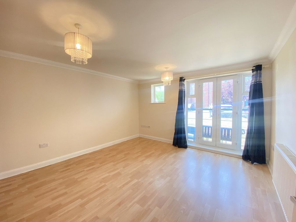 Property photo 2 of 6