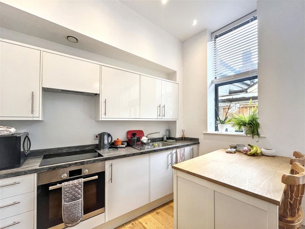 Property photo 3 of 9 Img_2690.Jpg