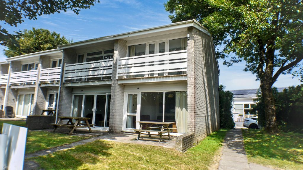 Property photo 2 of 9