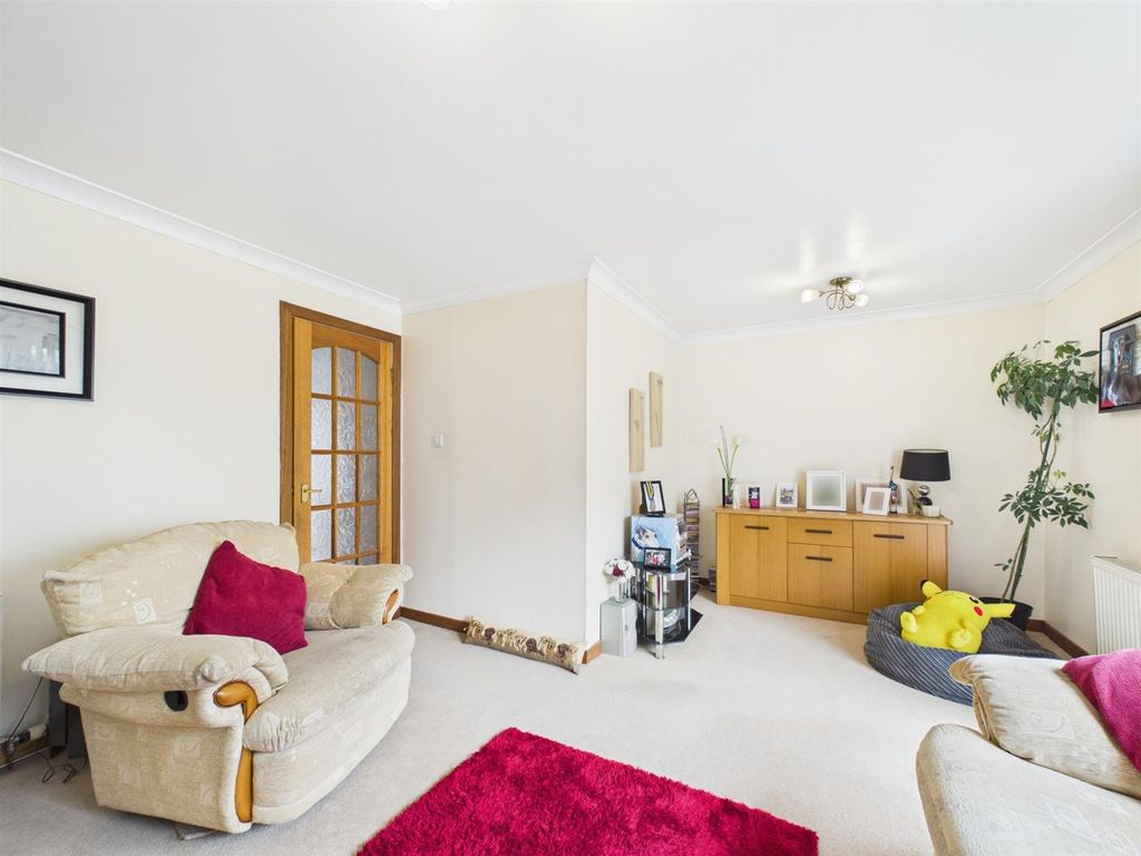 Property photo 3 of 16 Cam01486G0-Pr1052-Still005.Jpg