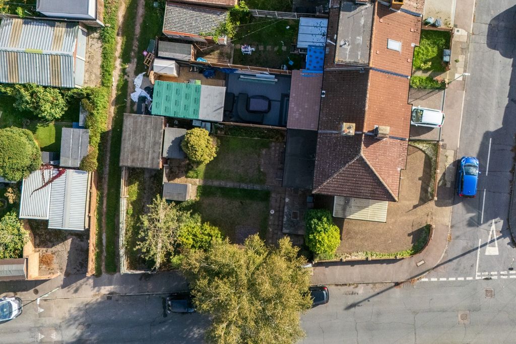 Property photo 3 of 15 5518074