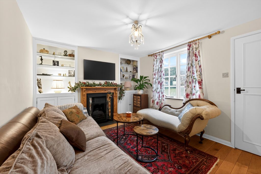 Property photo 3 of 26