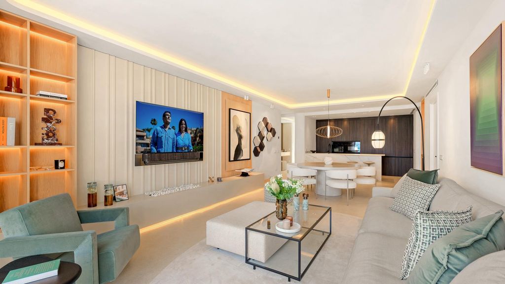 Property photo 3 of 57