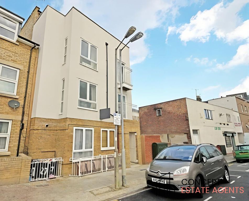 Property photo 1 of 7