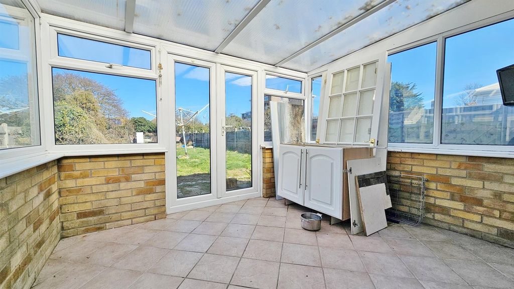 Property photo 3 of 13 Conservatory