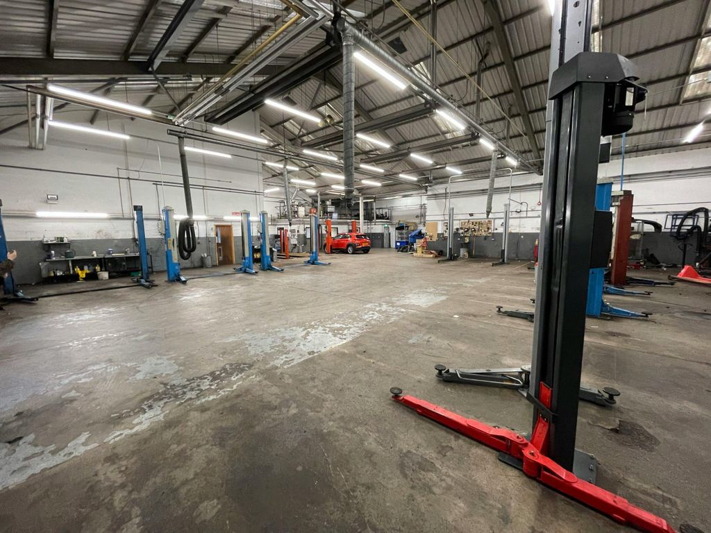 Property photo 2 of 5 Image 3