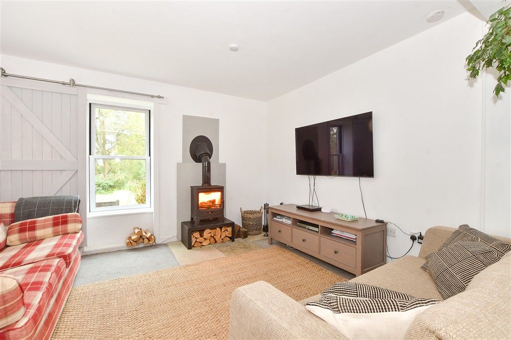 Property photo 1 of 14 Lounge