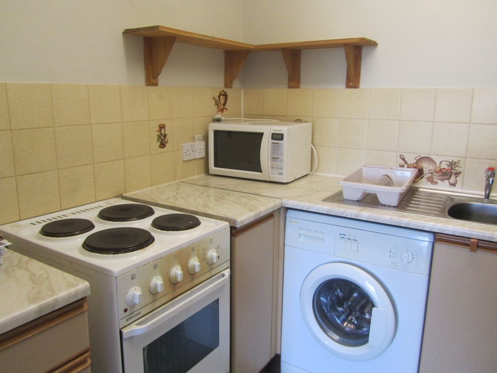 Property photo 2 of 6 Photo 05