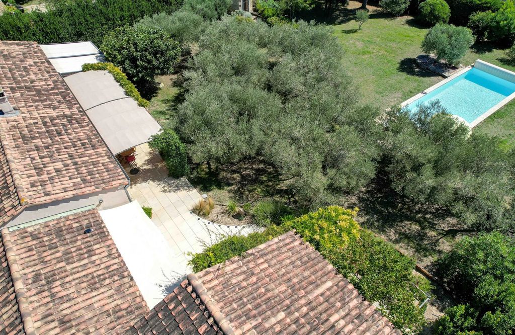 Property photo 3 of 28