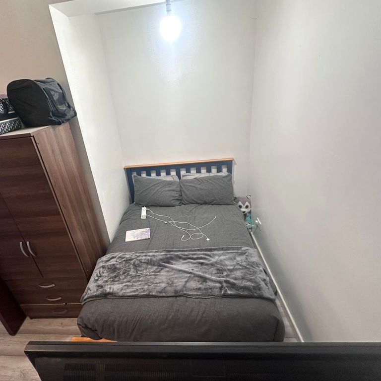 Property photo 2 of 12 Property