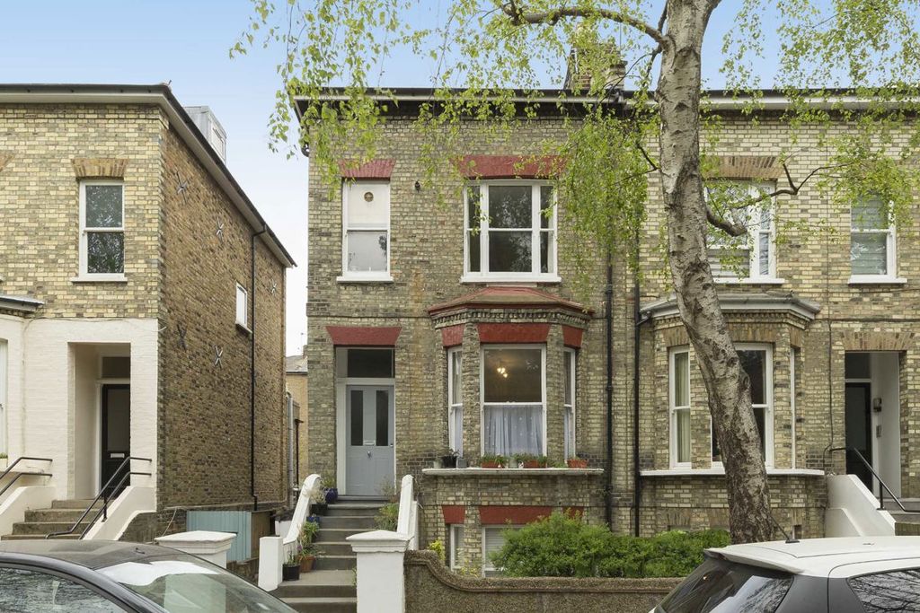 Property photo 1 of 4