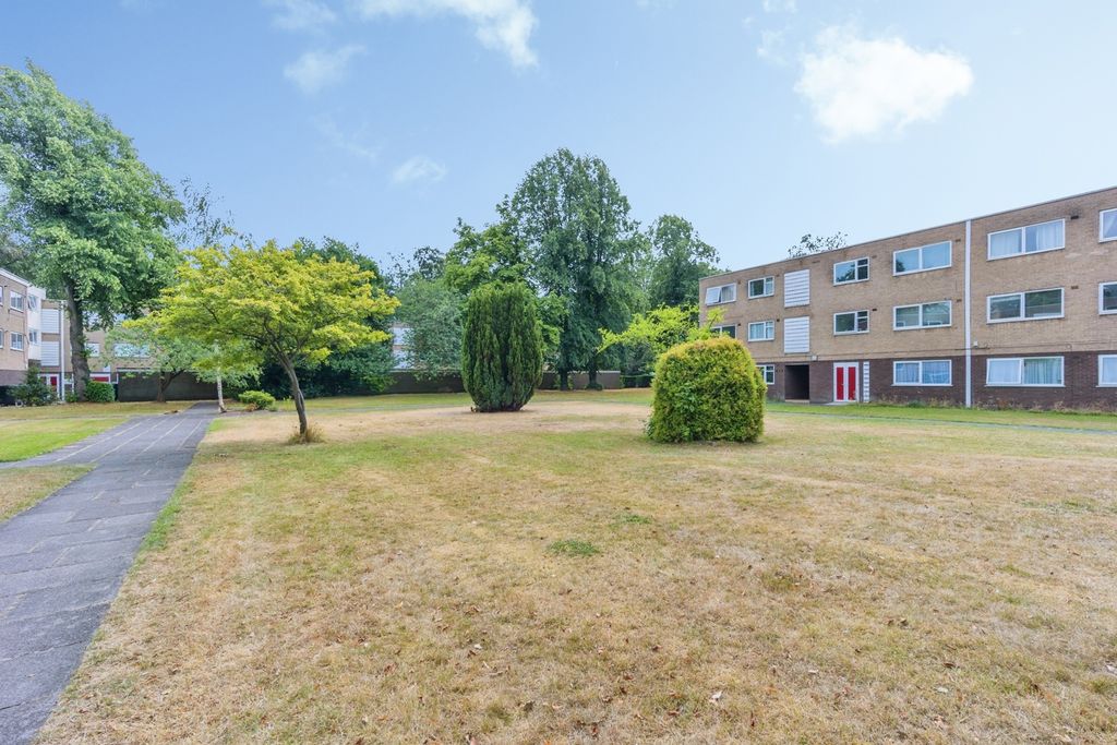 Property photo 2 of 19 Pbox-Img.Jpg
