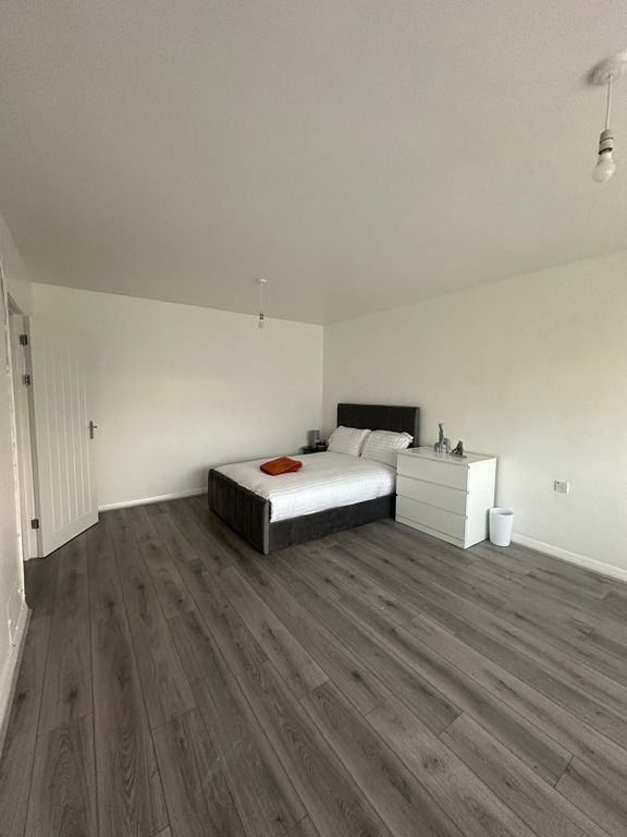 Property photo 1 of 63