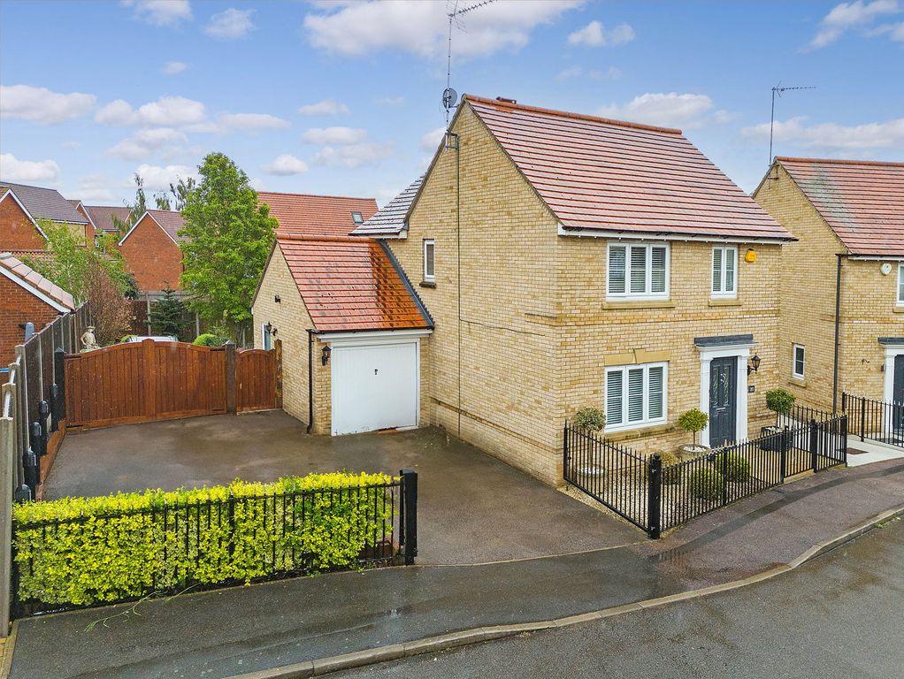 Property photo 1 of 26