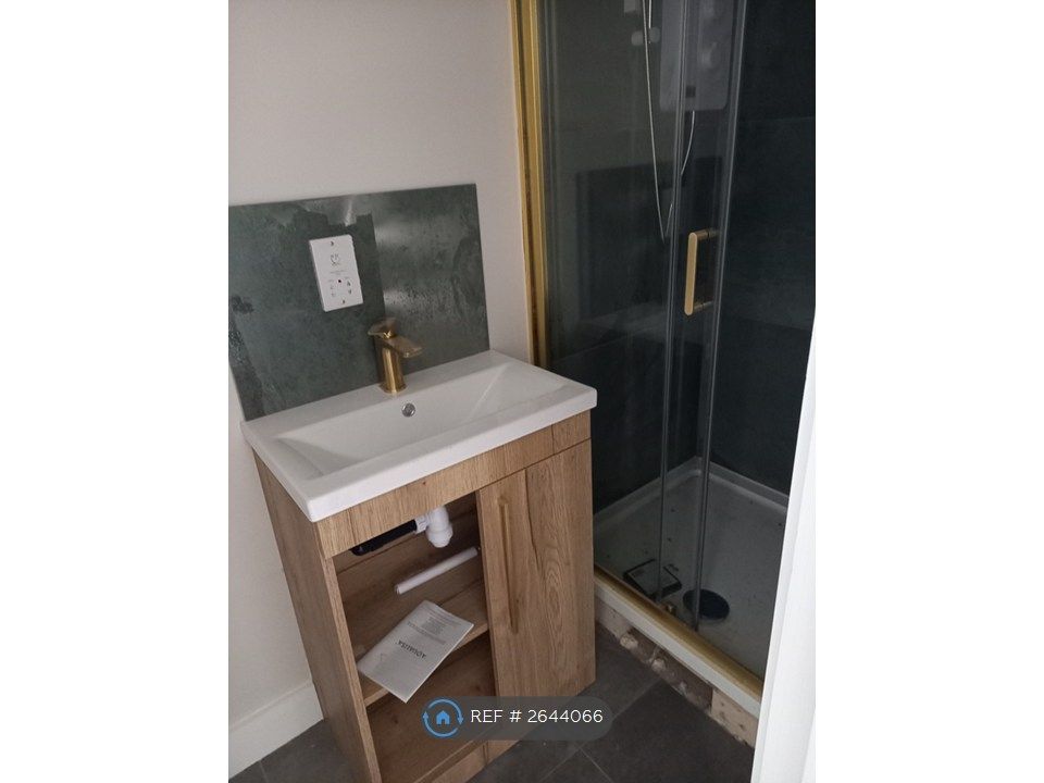 Property photo 3 of 3
