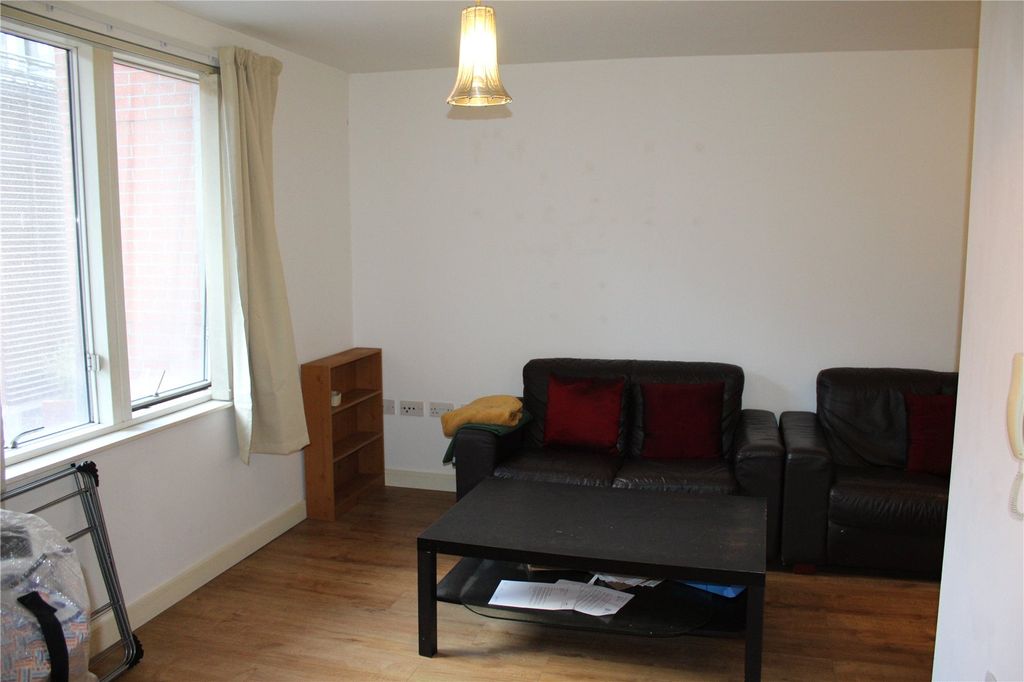 Property photo 2 of 7 Picture No. 03