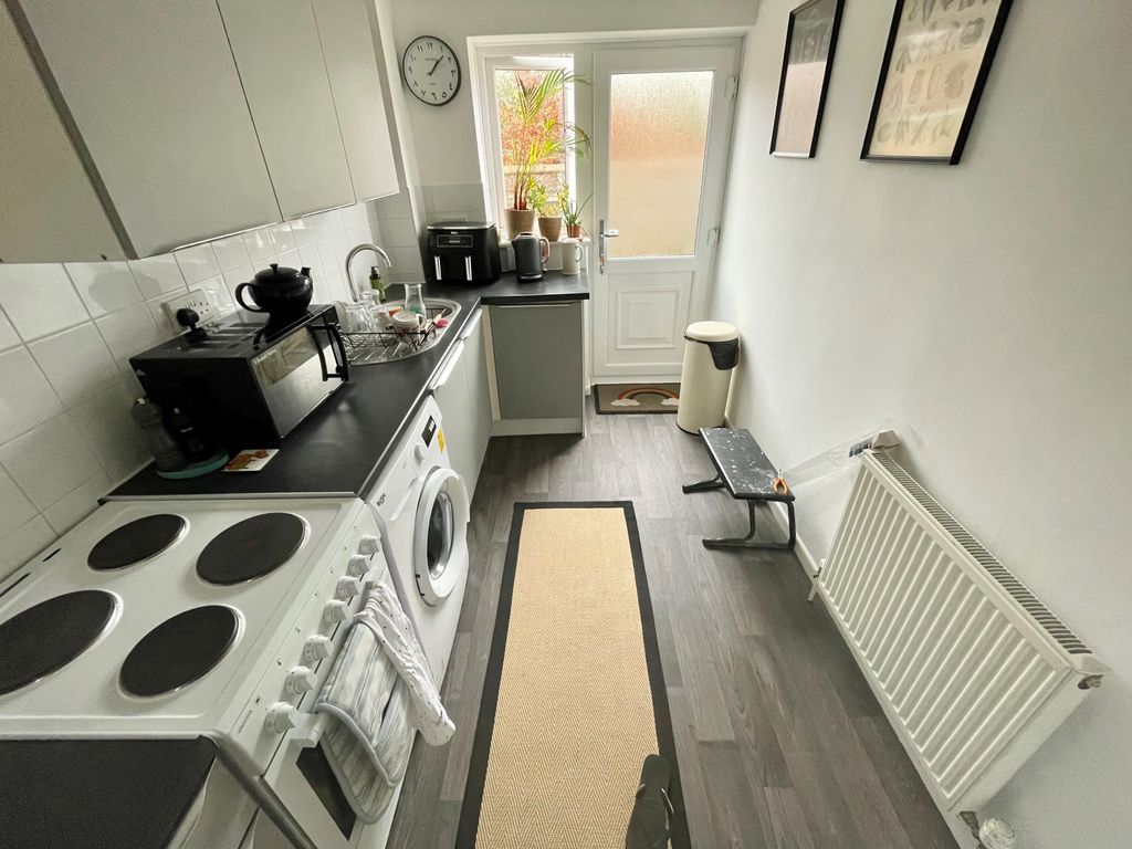 Property photo 3 of 8 View