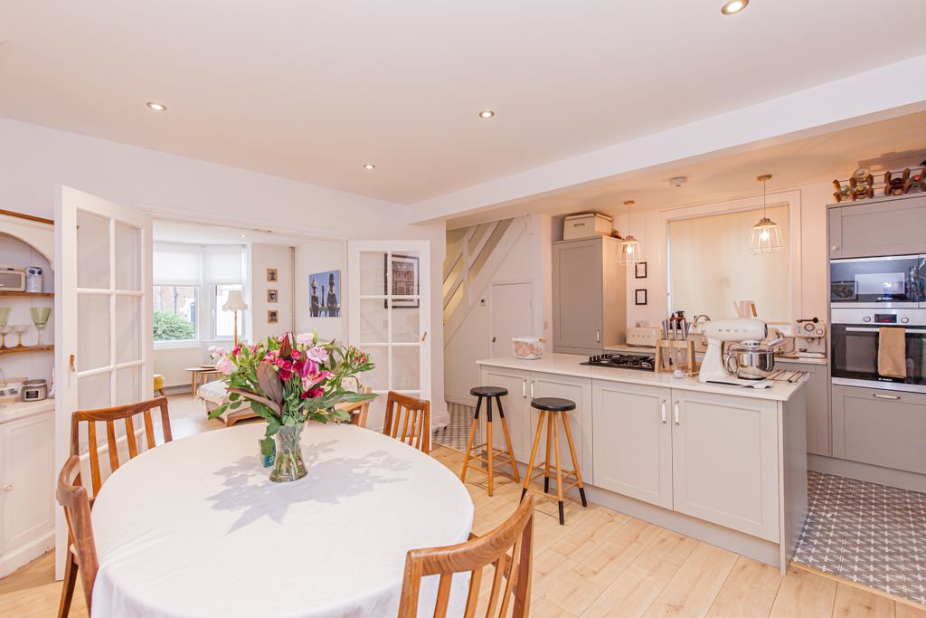 Property photo 1 of 10 Kitchen/Diner