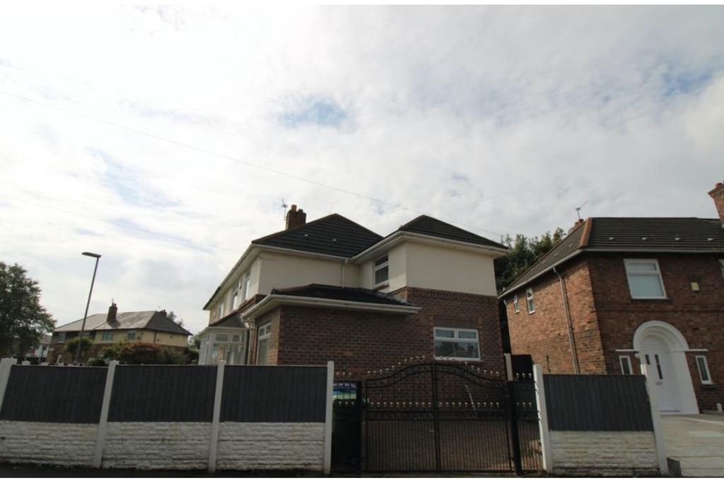 Property photo 2 of 16