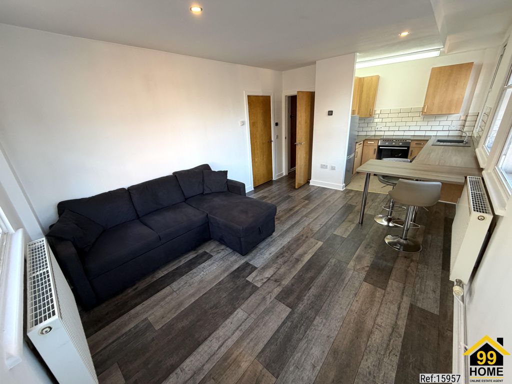 Property photo 3 of 13 Photo 2