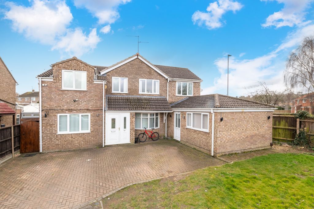 Property photo 1 of 22