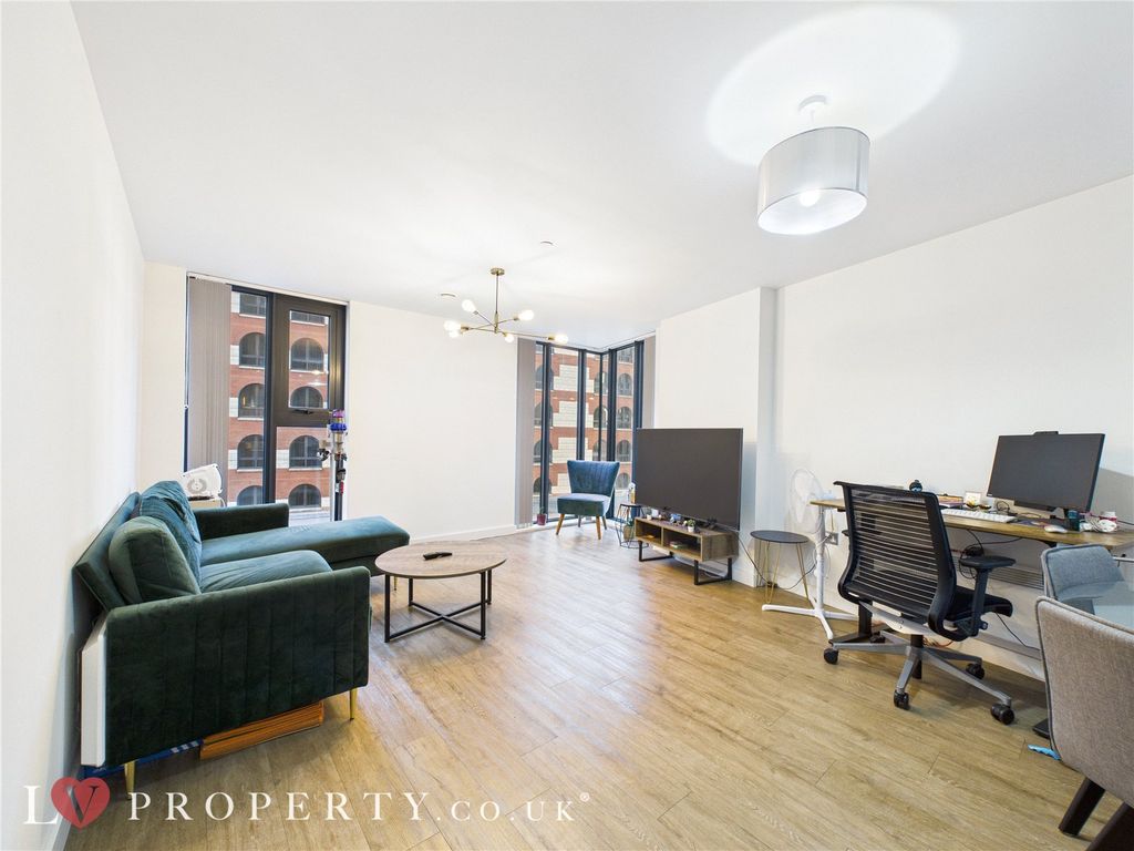 Property photo 2 of 7 Picture No. 04