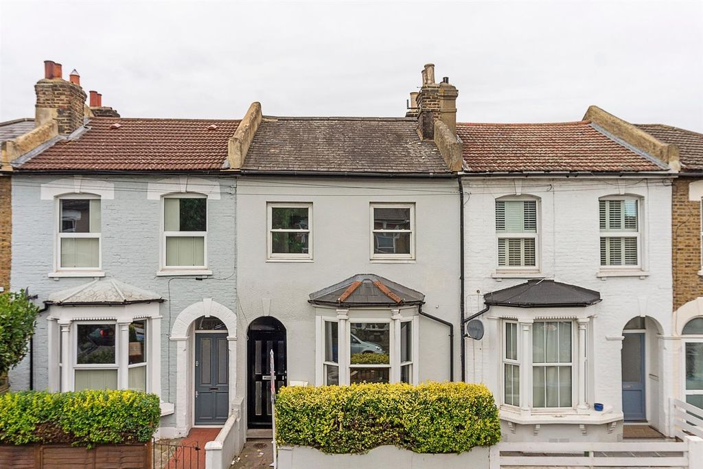 Property photo 1 of 24