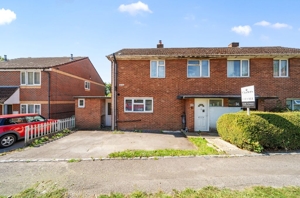 Property photo 1 of 11 1333956-5-6899c58...