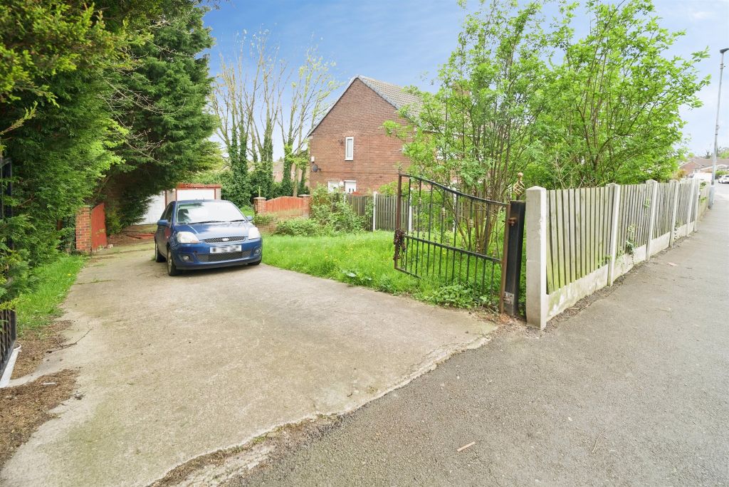 Property photo 1 of 11
