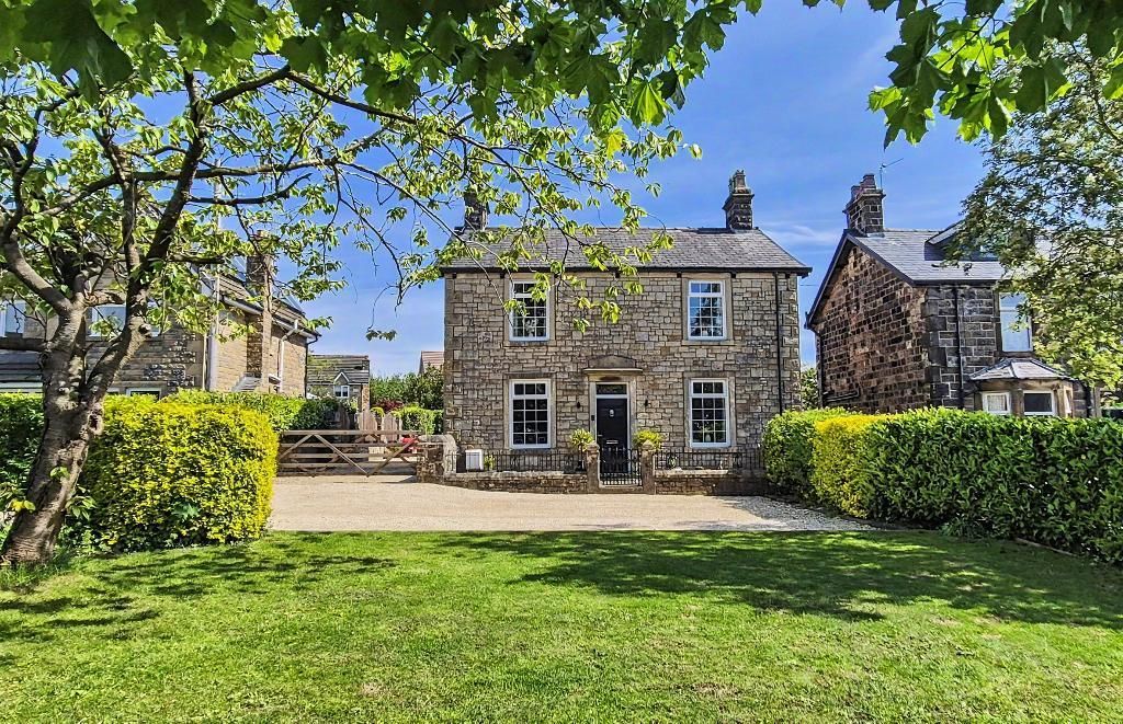 Property photo 1 of 30