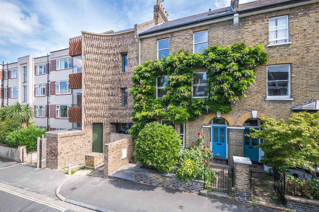 Property photo 1 of 35 Bushey Hill Road-2.Jpg