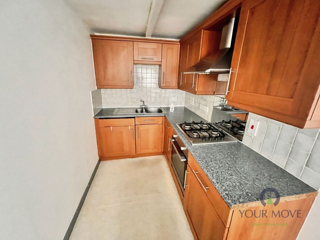 Property photo 3 of 7 Kitchen