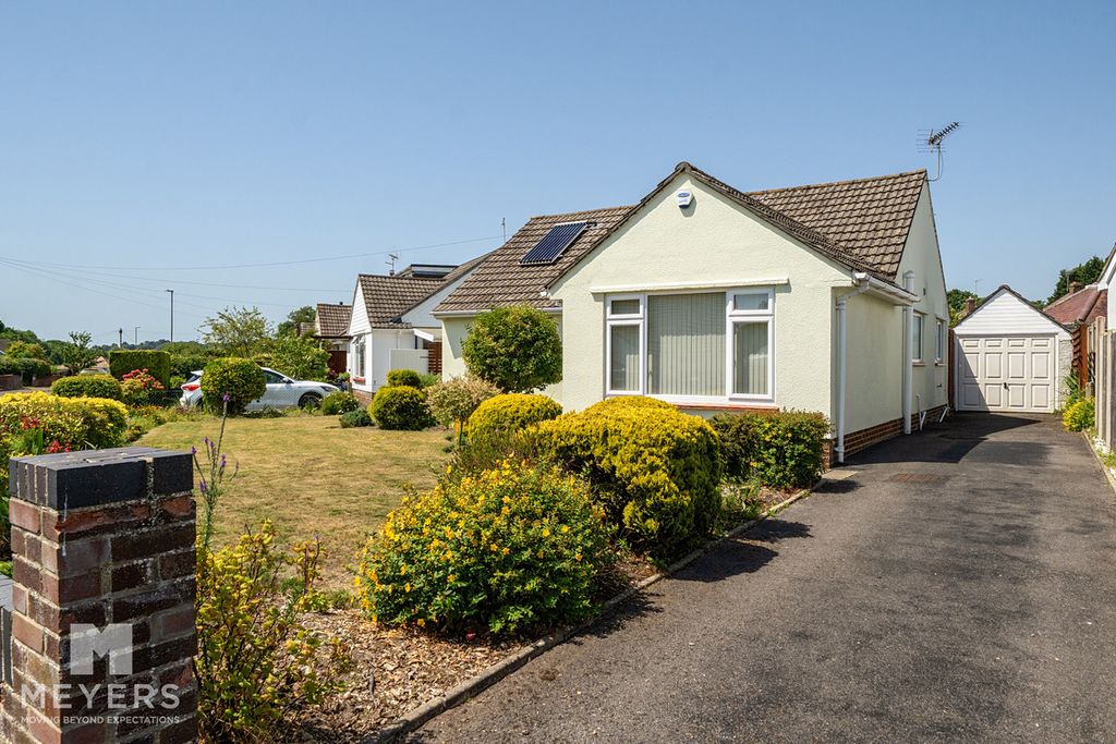 Property photo 1 of 18