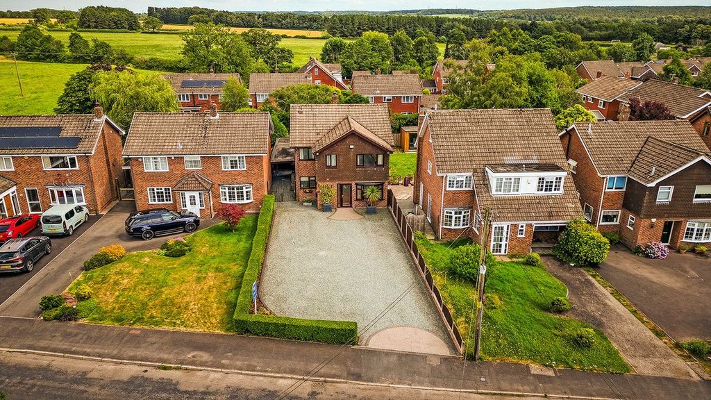 Property photo 1 of 30