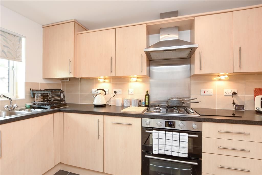 Property photo 1 of 13 Kitchen