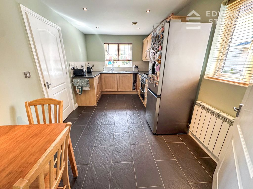 Property photo 2 of 19 Picture No. 07