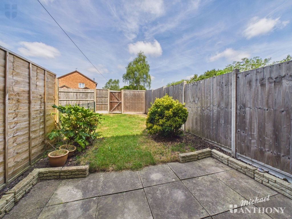 Property photo 3 of 9 Cam03218G0-Pr1086-Still008