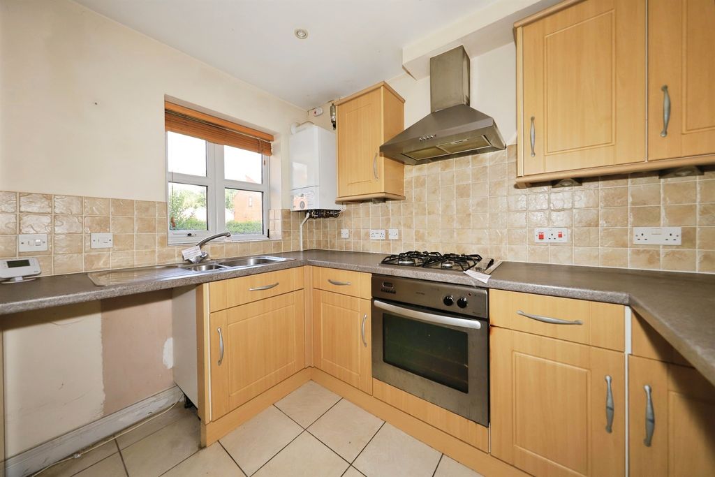 Property photo 3 of 17
