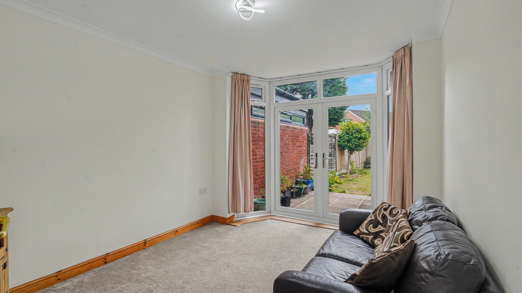 Property photo 3 of 24